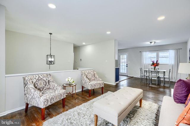 9517 HOLIDAY MANOR RD, Baltimore, MD 21236