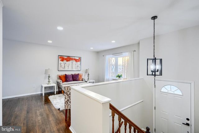 9517 HOLIDAY MANOR RD, Baltimore, MD 21236
