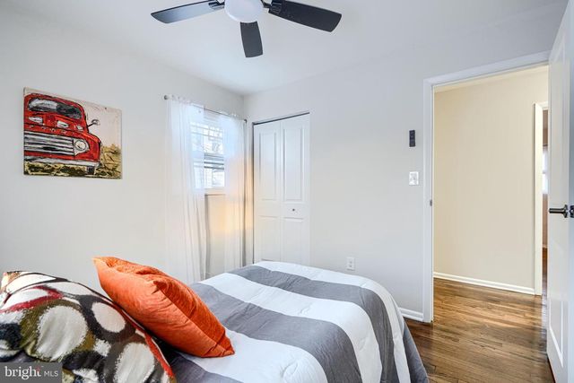 9517 HOLIDAY MANOR RD, Baltimore, MD 21236