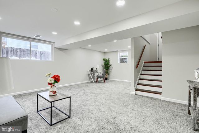 9517 HOLIDAY MANOR RD, Baltimore, MD 21236