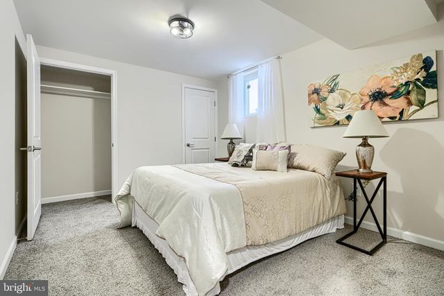 9517 HOLIDAY MANOR RD, Baltimore, MD 21236