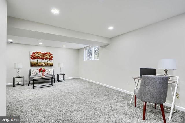 9517 HOLIDAY MANOR RD, Baltimore, MD 21236