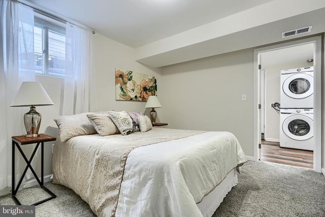 9517 HOLIDAY MANOR RD, Baltimore, MD 21236