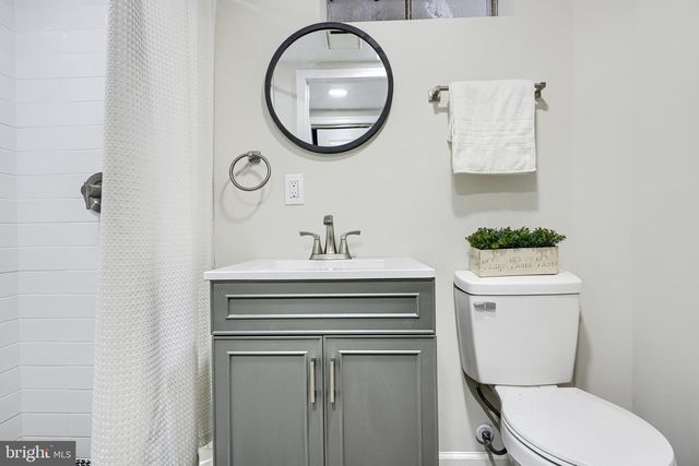 9517 HOLIDAY MANOR RD, Baltimore, MD 21236