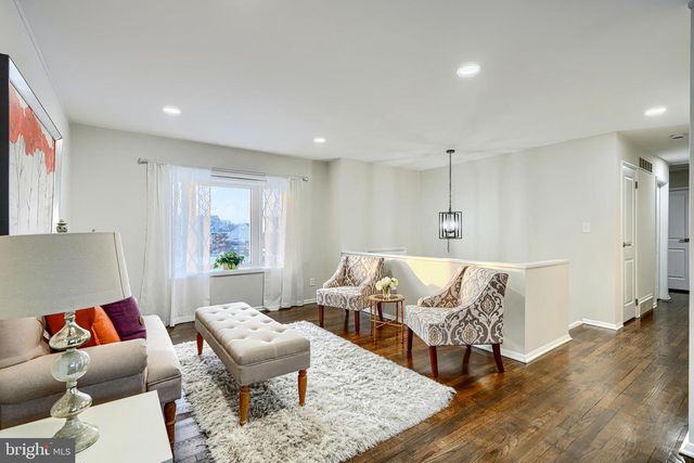 9517 HOLIDAY MANOR RD, Baltimore, MD 21236