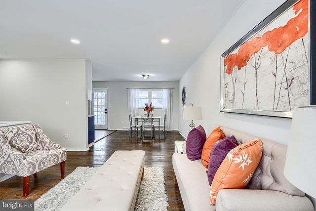 9517 HOLIDAY MANOR RD, Baltimore, MD 21236