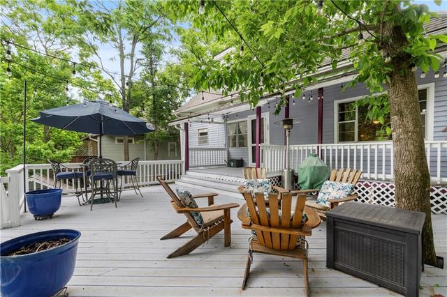 42 Vaughn Street, Eureka Springs, AR 72632