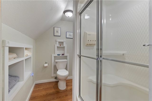 42 Vaughn Street, Eureka Springs, AR 72632