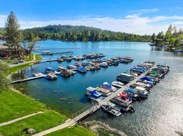 13806 Torrey Pines Dr, Auburn, CA 95602