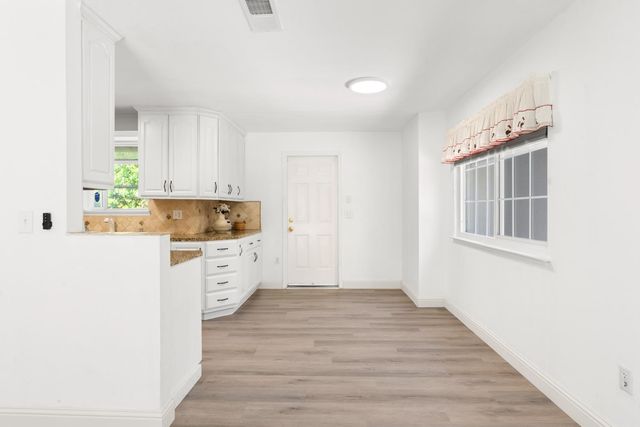 13806 Torrey Pines Dr, Auburn, CA 95602