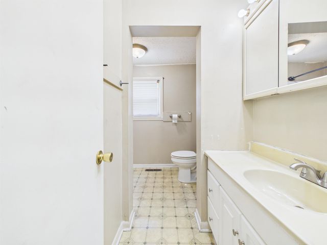 1023 South 9th Street, Ironton, OH 45638