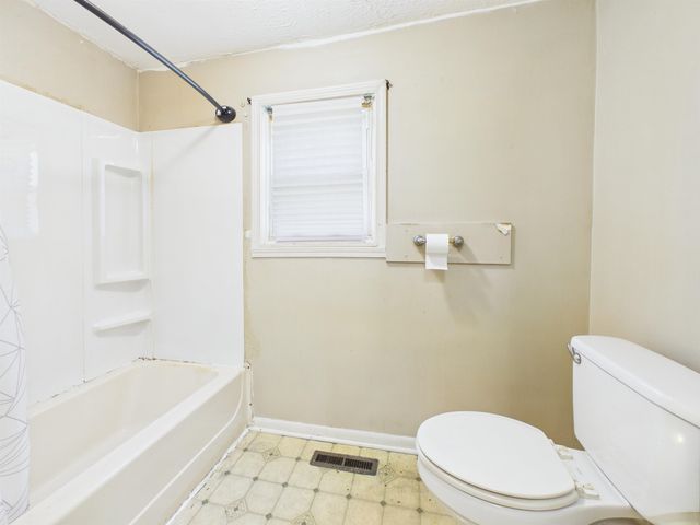 1023 South 9th Street, Ironton, OH 45638