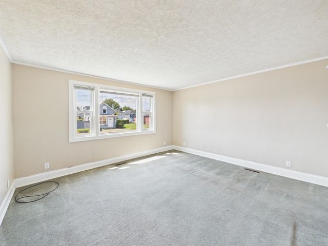 1023 South 9th Street, Ironton, OH 45638