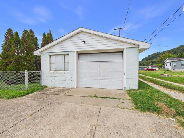 1023 South 9th Street, Ironton, OH 45638