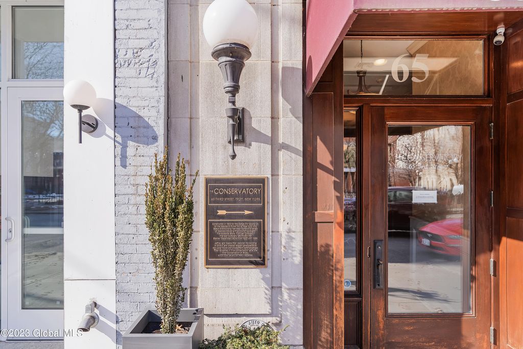 65 3rd Street 504, Troy, NY 12180