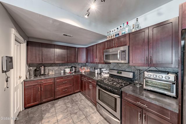 149 Dove Street, Albany, NY 12202