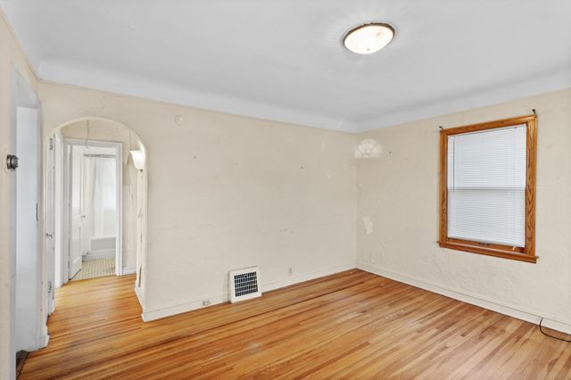 5328 34th Avenue S, Minneapolis, MN 55417