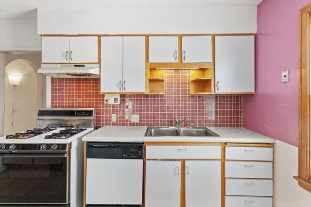 5328 34th Avenue S, Minneapolis, MN 55417