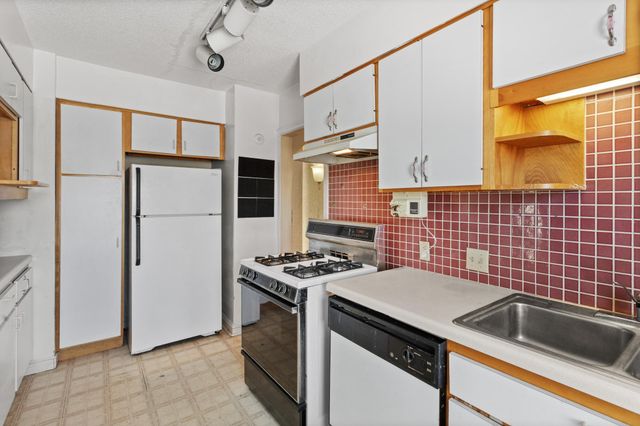 5328 34th Avenue S, Minneapolis, MN 55417