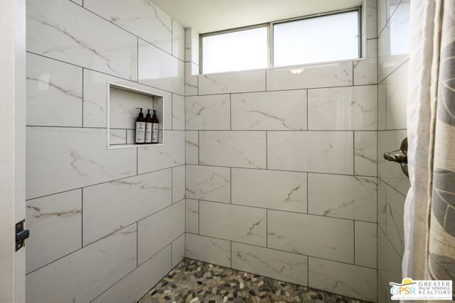 6129 St. Andrews Plaza, Palm Springs, CA 92264