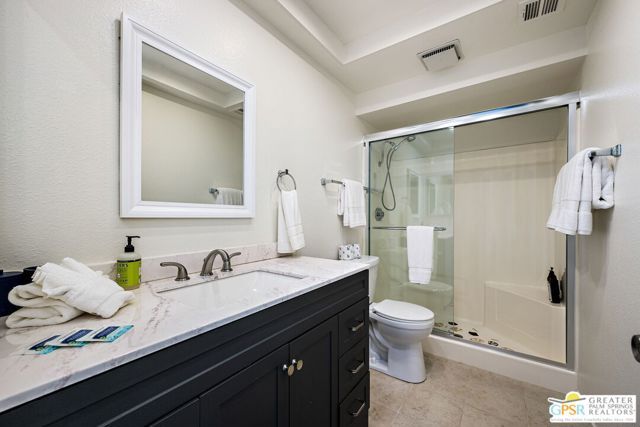 6129 St. Andrews Plaza, Palm Springs, CA 92264