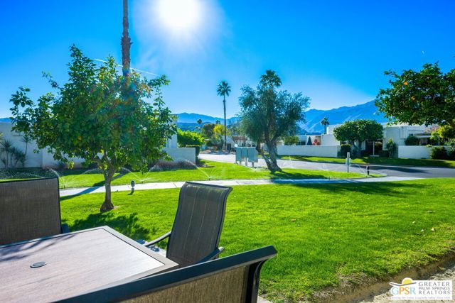 6129 St. Andrews Plaza, Palm Springs, CA 92264