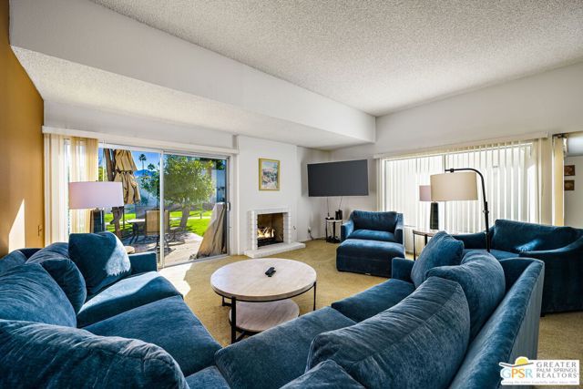 6129 St. Andrews Plaza, Palm Springs, CA 92264