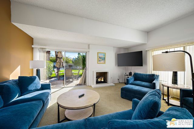 6129 St. Andrews Plaza, Palm Springs, CA 92264