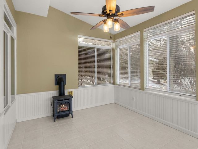 35 Hummingbird Lane, South Burlington, VT 05403