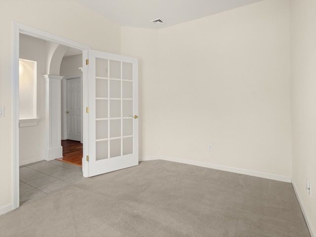 35 Hummingbird Lane, South Burlington, VT 05403