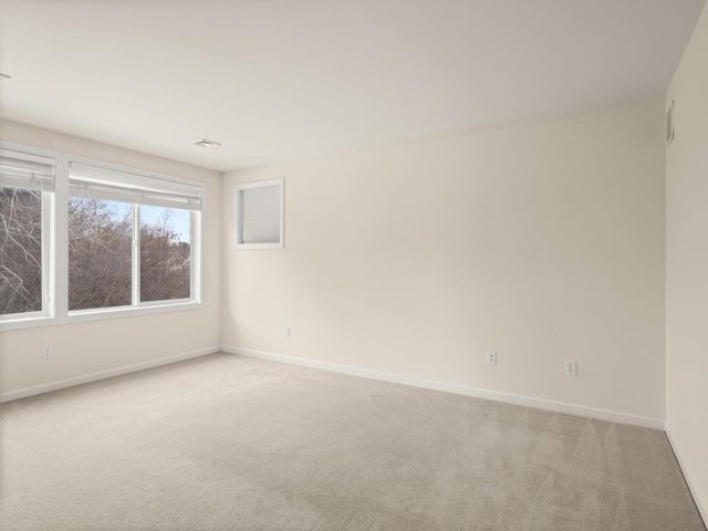 35 Hummingbird Lane, South Burlington, VT 05403