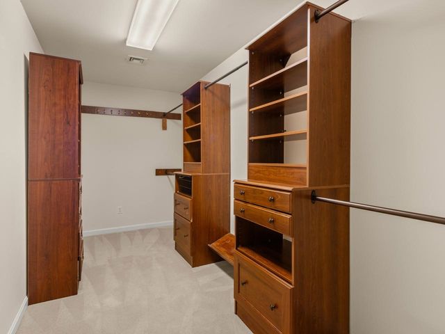 35 Hummingbird Lane, South Burlington, VT 05403