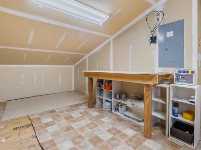 35 Hummingbird Lane, South Burlington, VT 05403