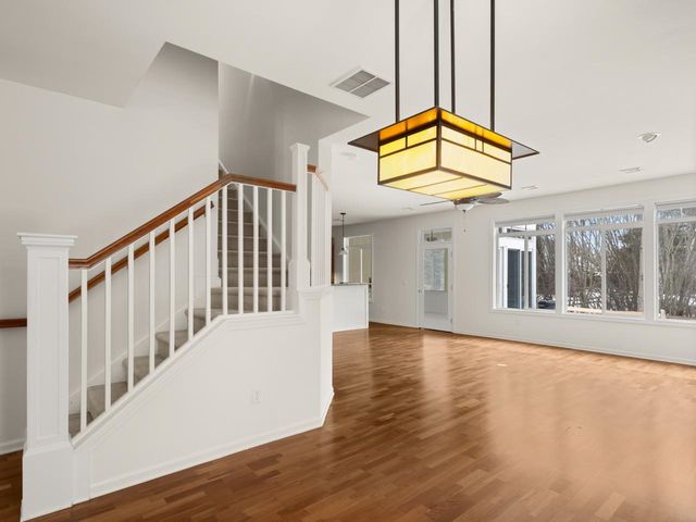 35 Hummingbird Lane, South Burlington, VT 05403