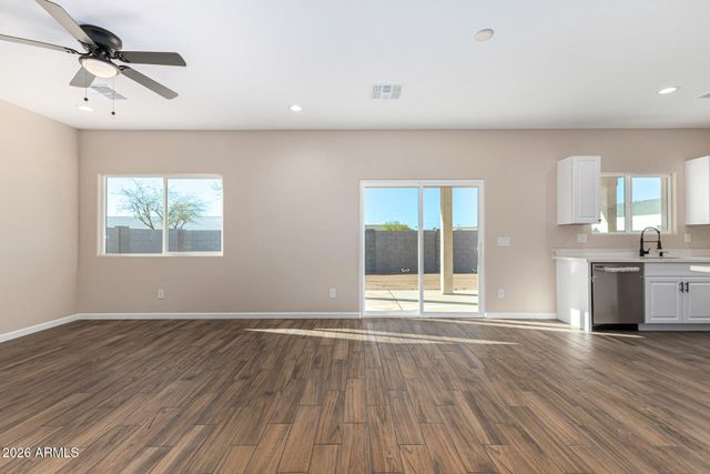 14058 S TAMPICO Road, Arizona City, AZ 85123