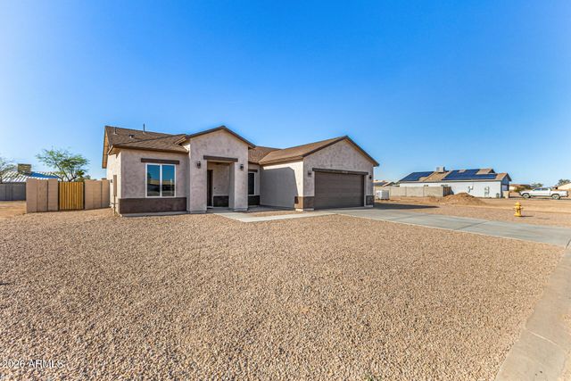 14058 S TAMPICO Road, Arizona City, AZ 85123