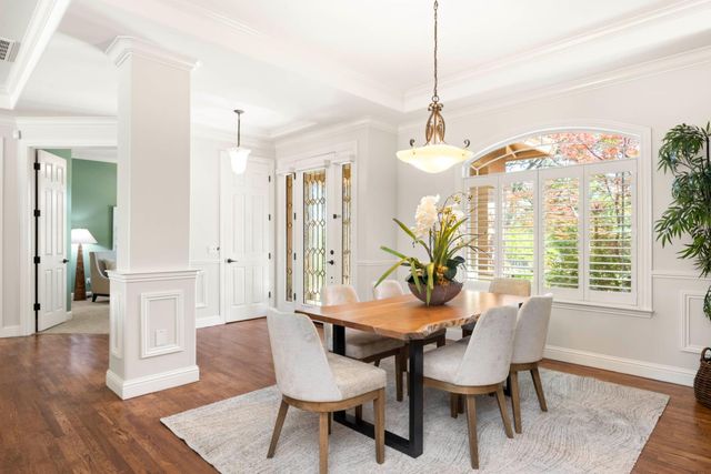 9845 Spyglass Cir, Auburn, CA 95602