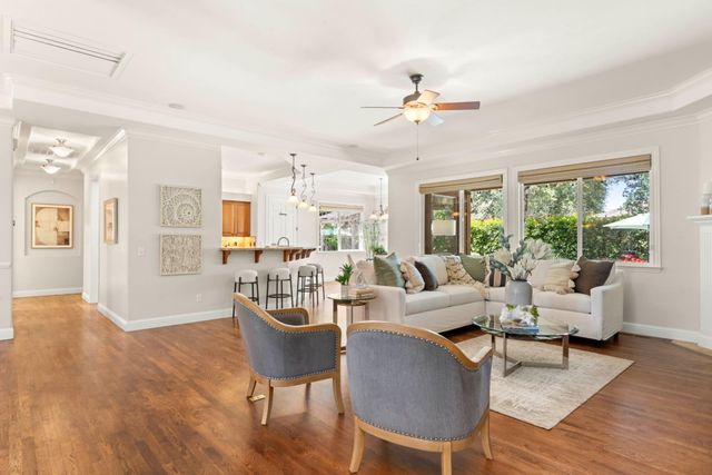 9845 Spyglass Cir, Auburn, CA 95602