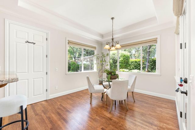 9845 Spyglass Cir, Auburn, CA 95602