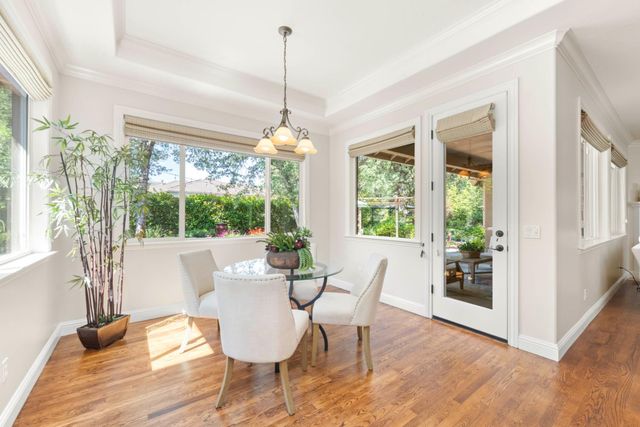9845 Spyglass Cir, Auburn, CA 95602