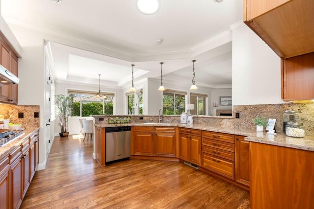 9845 Spyglass Cir, Auburn, CA 95602