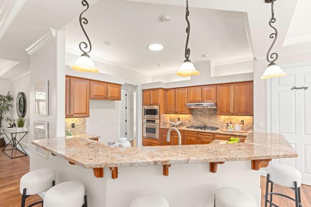 9845 Spyglass Cir, Auburn, CA 95602
