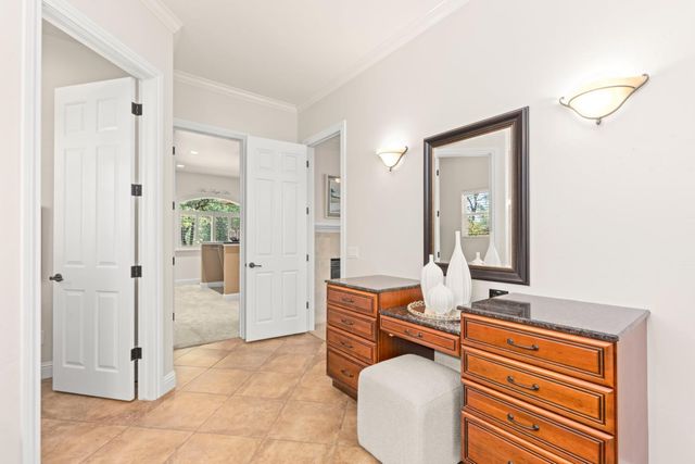 9845 Spyglass Cir, Auburn, CA 95602