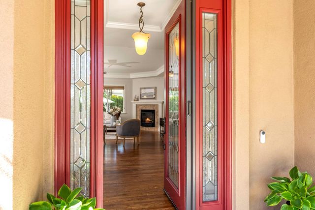 9845 Spyglass Cir, Auburn, CA 95602