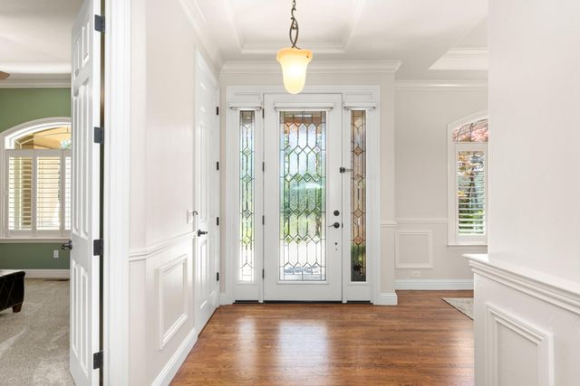 9845 Spyglass Cir, Auburn, CA 95602