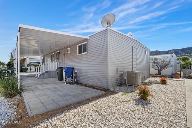 72 Suzanne Court 72, Newbury Park, CA 91320