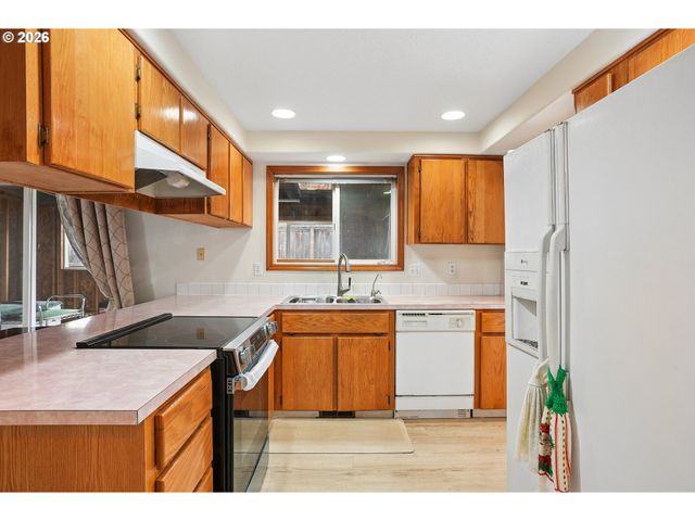 7200 Se HARNISH St, Hillsboro, OR 97123