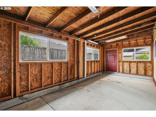 7200 Se HARNISH St, Hillsboro, OR 97123