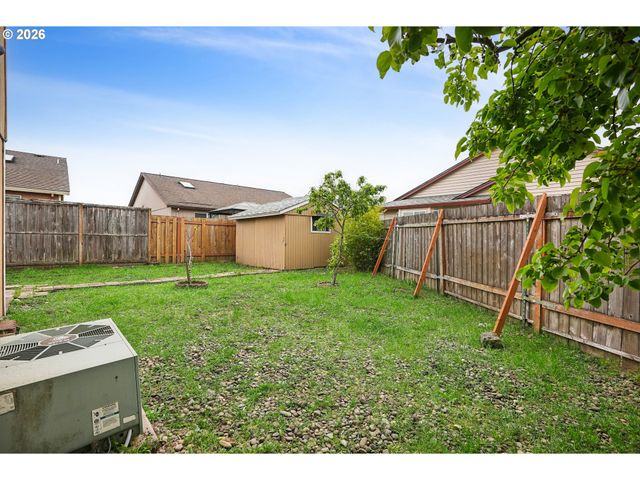 7200 Se HARNISH St, Hillsboro, OR 97123