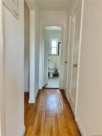 1833 Palmer Avenue 3B, Larchmont, NY 10538